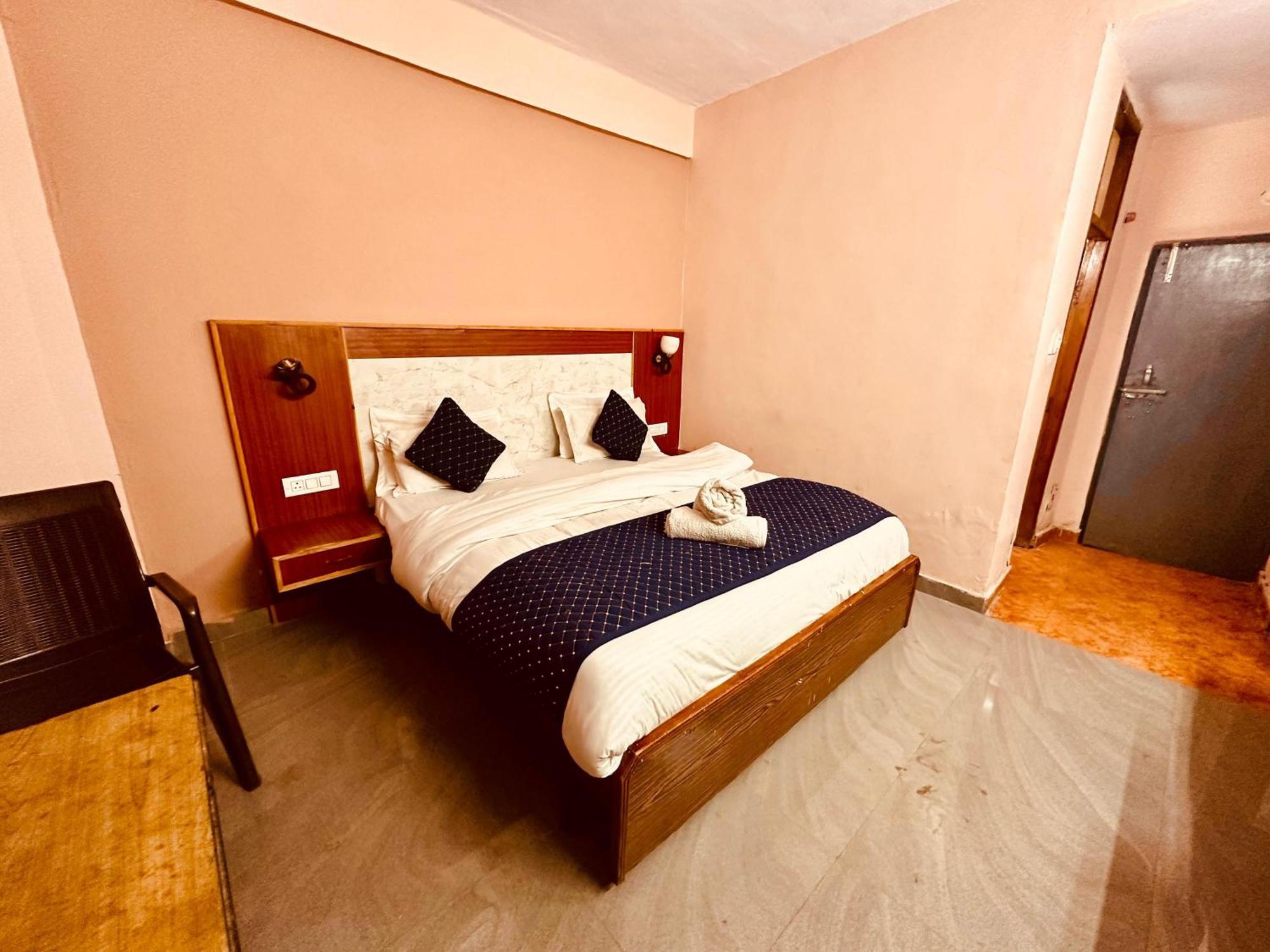 Hotel D Kanchan Manali Ngoại thất bức ảnh