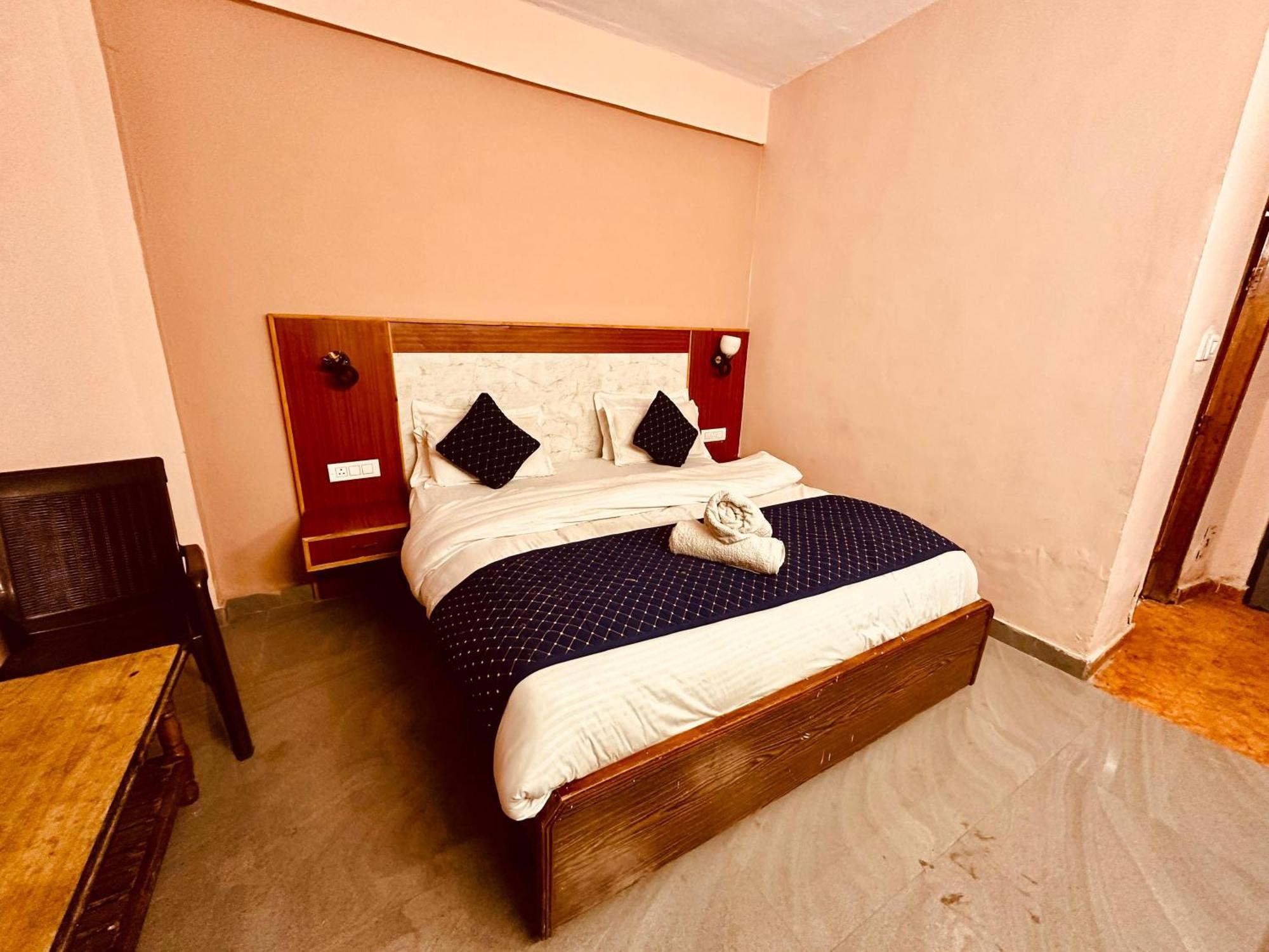 Hotel D Kanchan Manali Ngoại thất bức ảnh