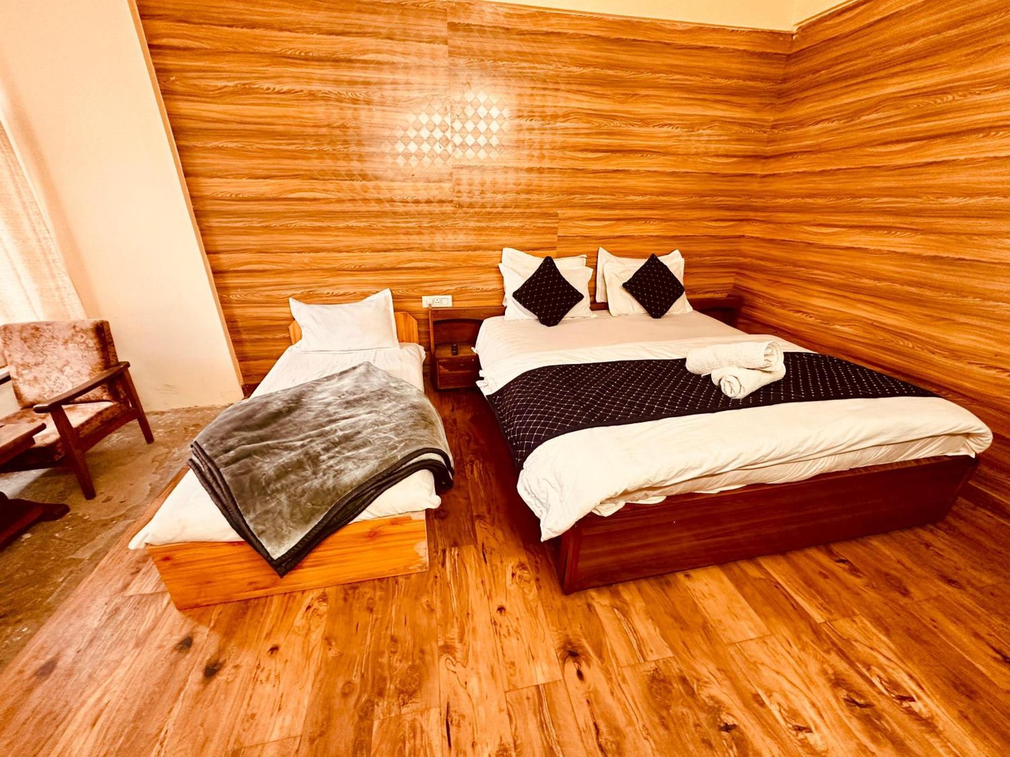 Hotel D Kanchan Manali Ngoại thất bức ảnh