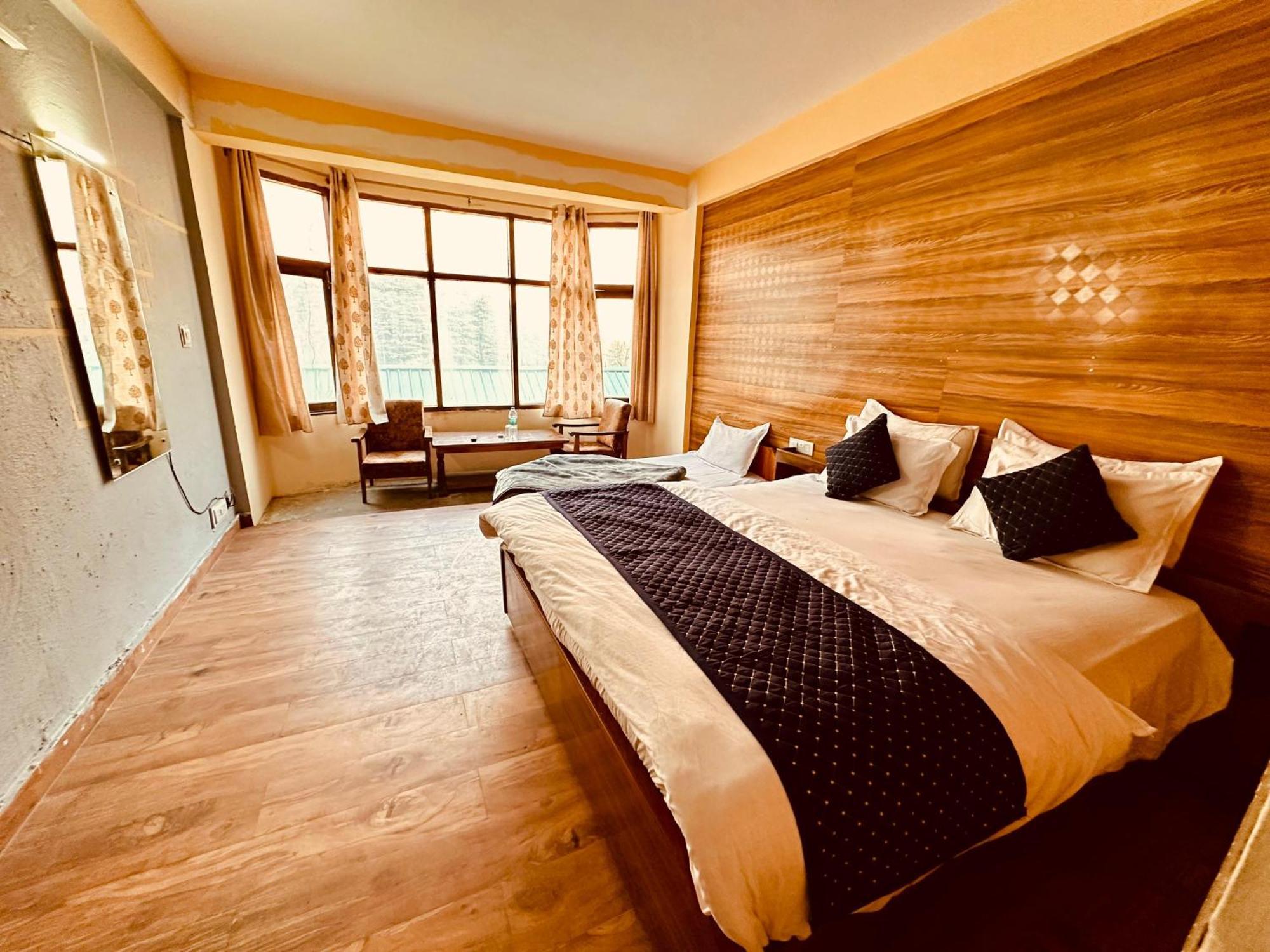 Hotel D Kanchan Manali Ngoại thất bức ảnh