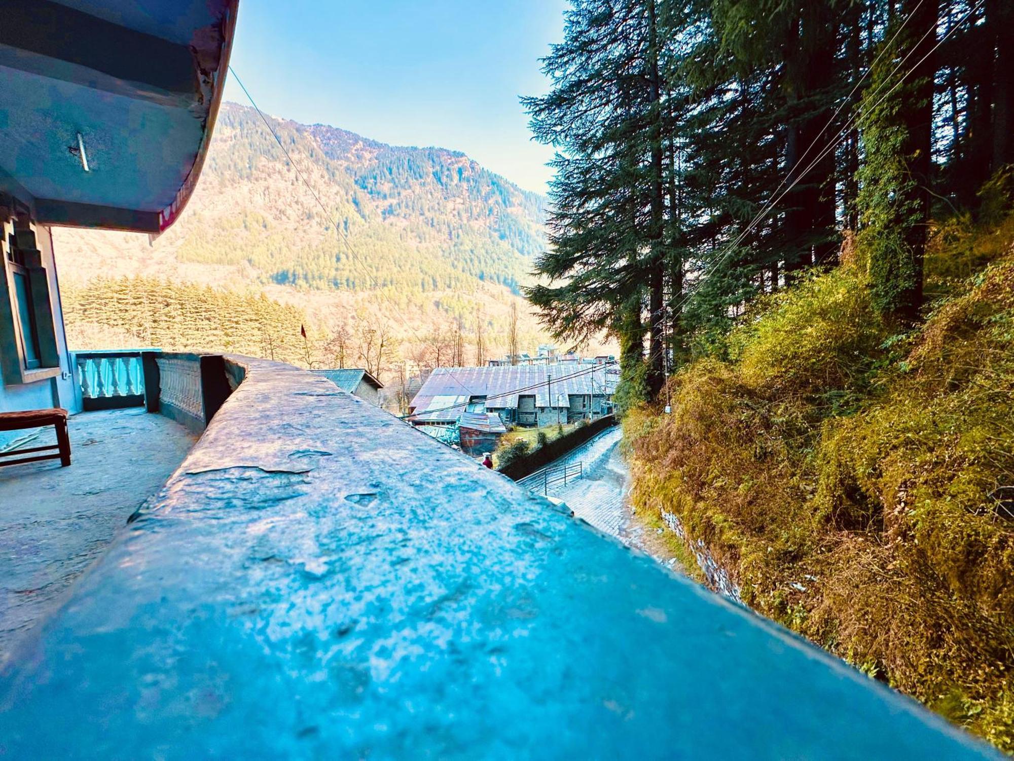 Hotel D Kanchan Manali Ngoại thất bức ảnh