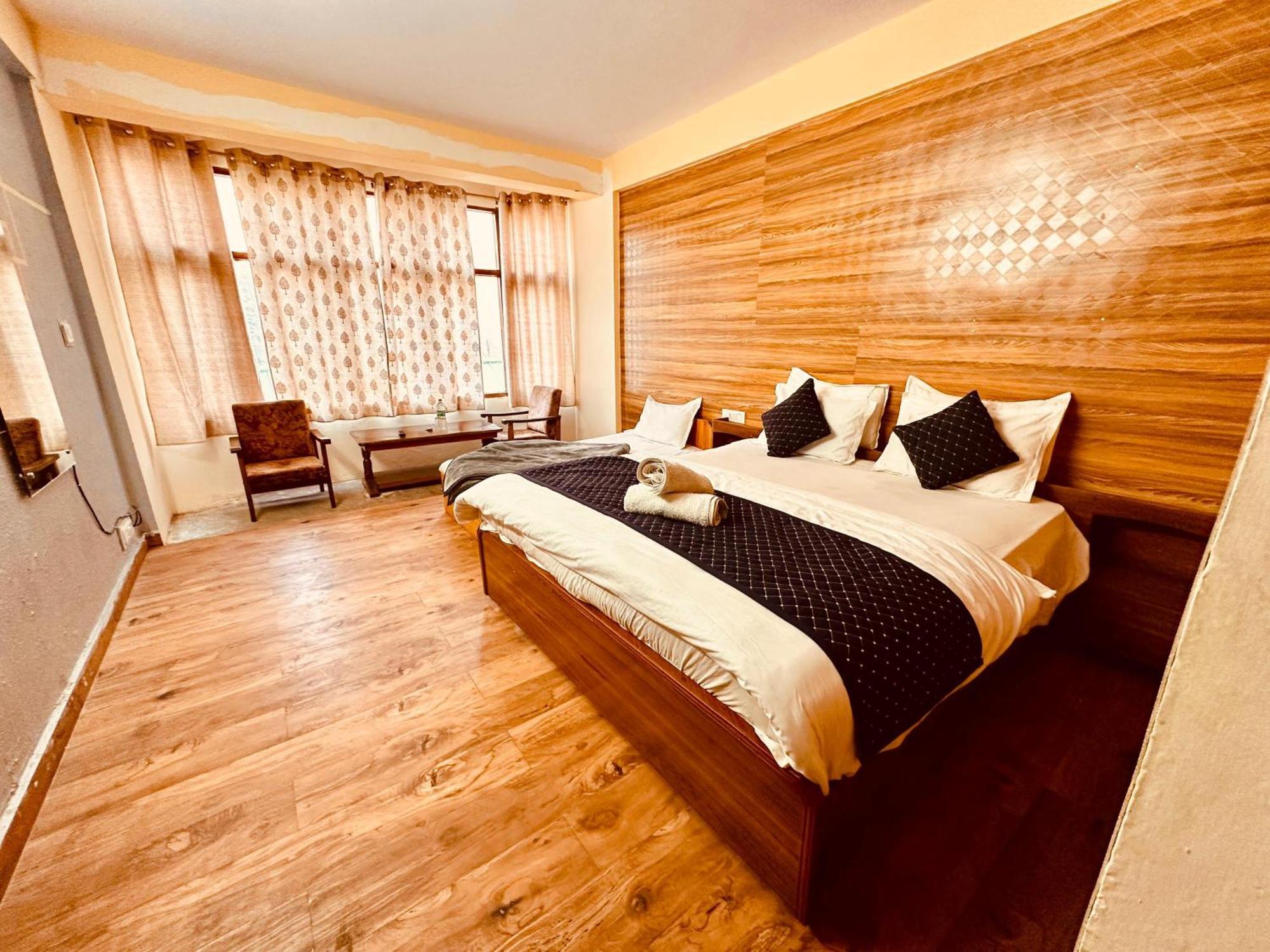 Hotel D Kanchan Manali Ngoại thất bức ảnh